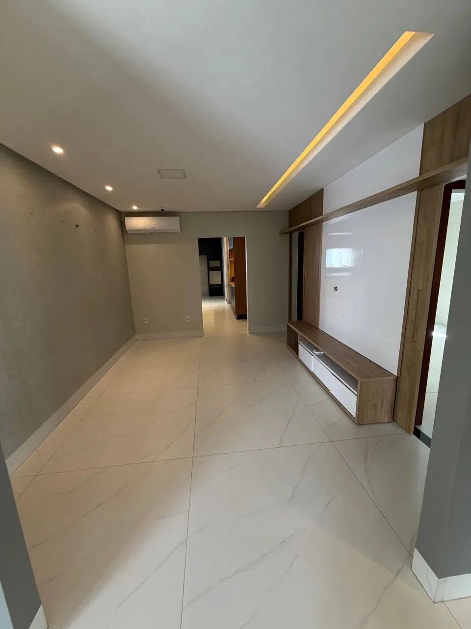 Casa de Alto Padrão no Parque Amazônia - Moinho dos Ventos, Goiânia, GO - foto 11