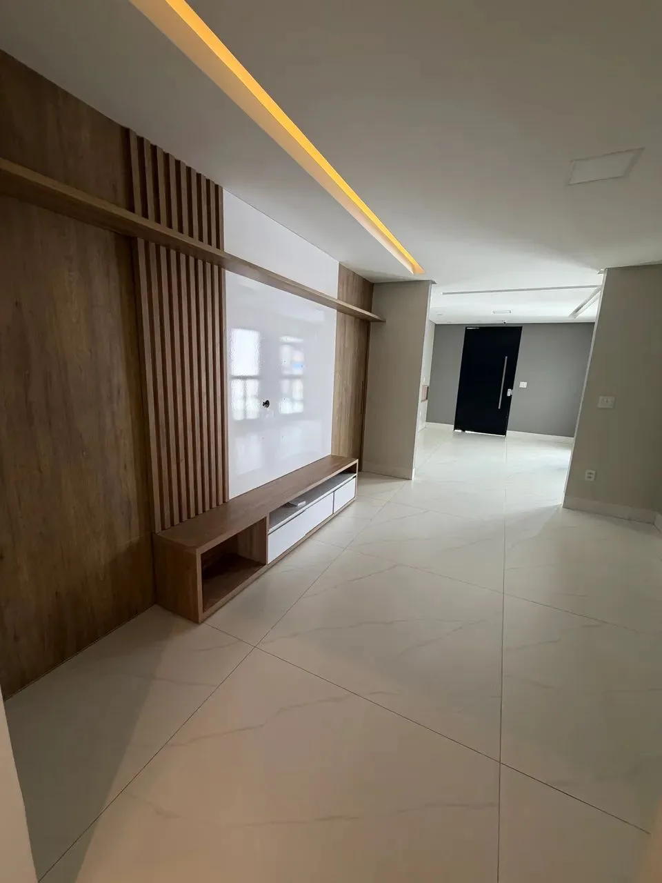 Casa de Alto Padrão no Parque Amazônia - Moinho dos Ventos, Goiânia, GO - foto 7